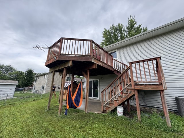 04-Before-Deck-Old-Paint-607-Margaret-St-NE-Chatfield-MN