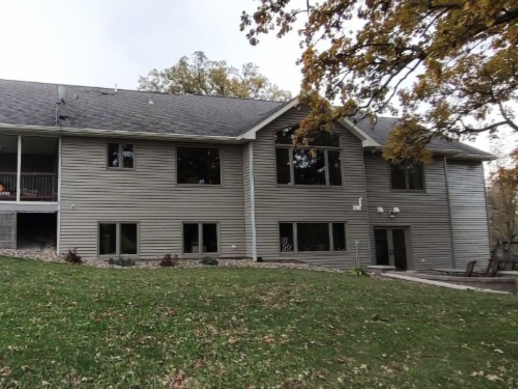 01-Before-Back-View-Asphalt-Roofing-Vinyl-Siding-Original-Exterior-Fountain-MN (1)