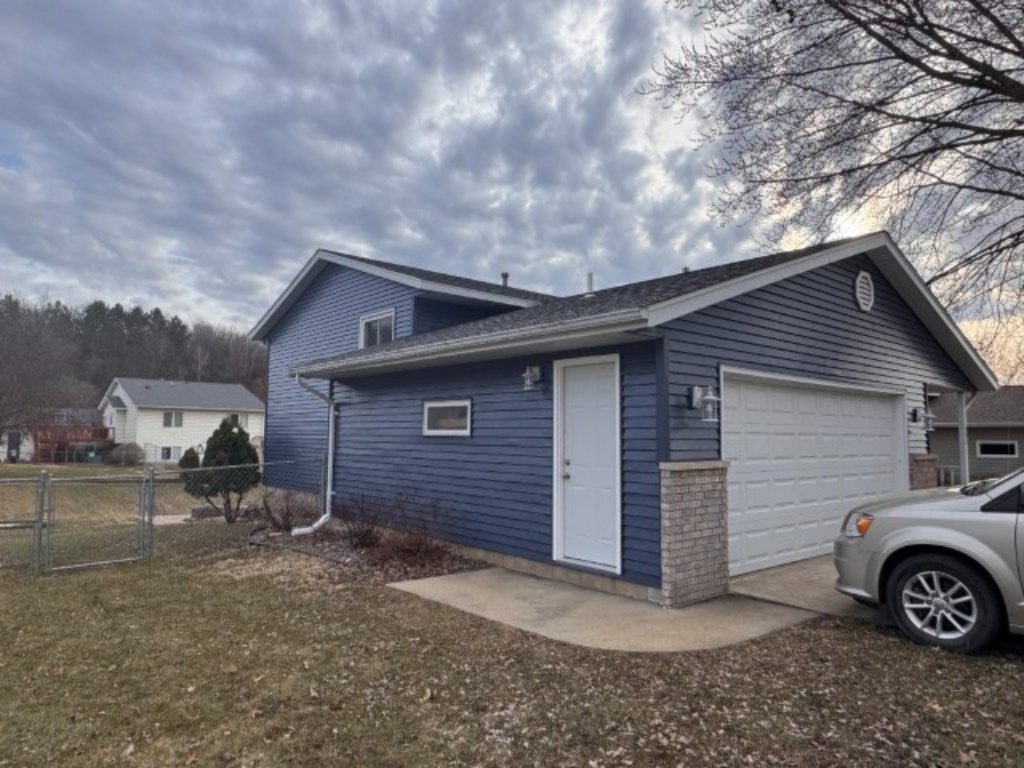 05-After-Front-Left-Steel-Siding-Insulation-Chatfield-MN (1)